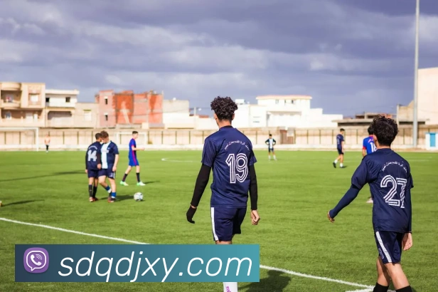 原辽宁铁人前锋陈永泽正式加盟中乙球队大连可为开启新征程